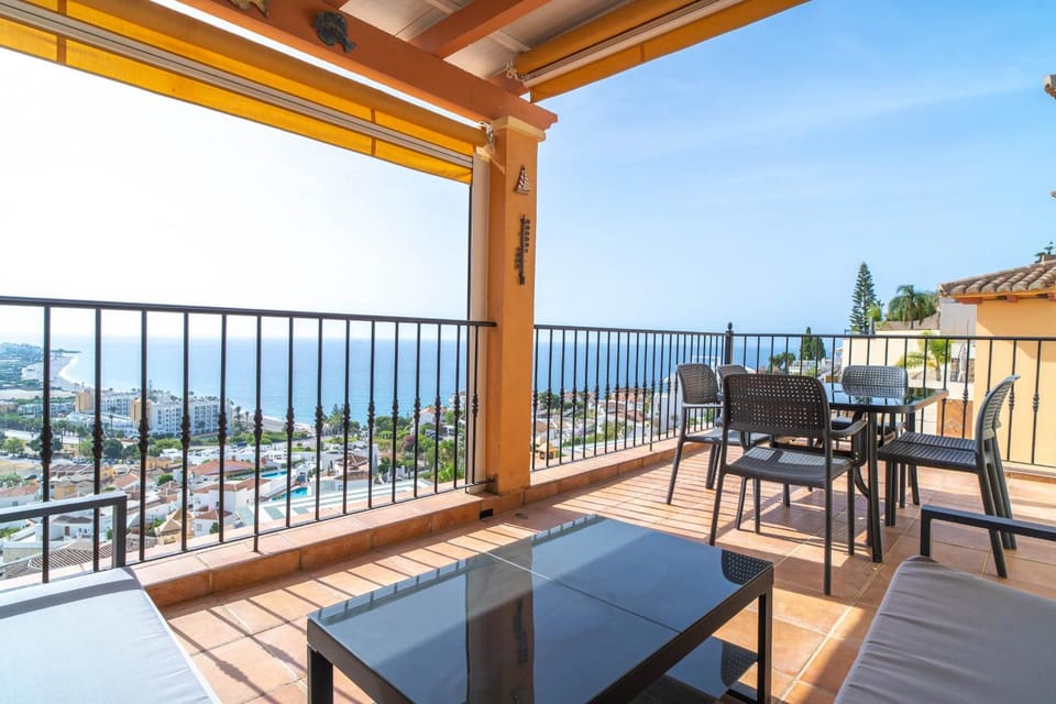 Villa Punta Lara 15 - Private Pool & Sea Views, Nerja Villa in Axarquía