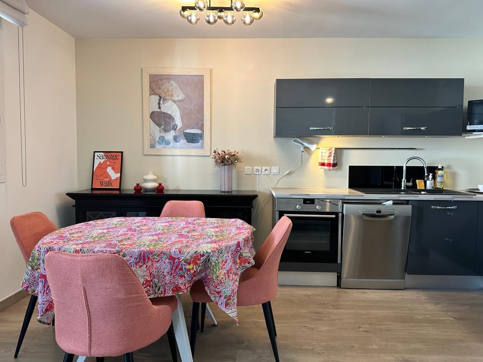 T3 2 chambres avec balcon et place de stationnement Apartment in Annecy