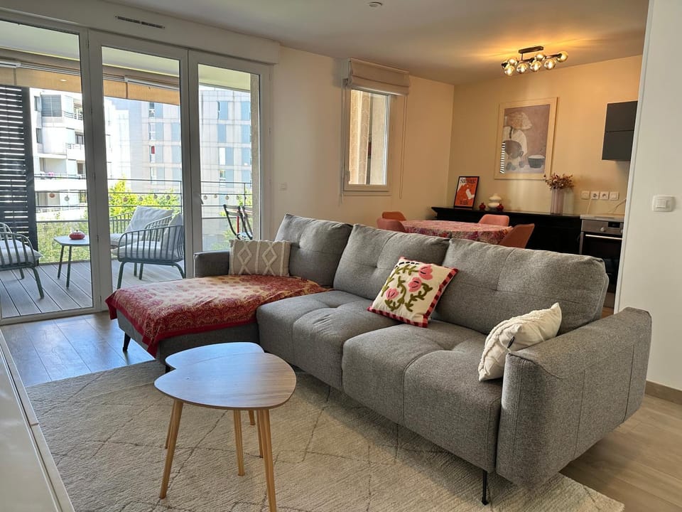 T3 2 chambres avec balcon et place de stationnement Apartment in Annecy