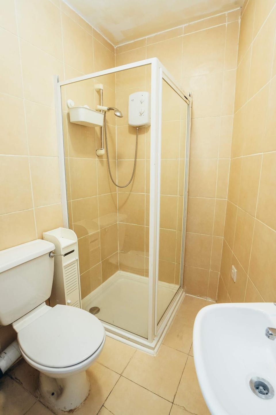Shower, Toilet
