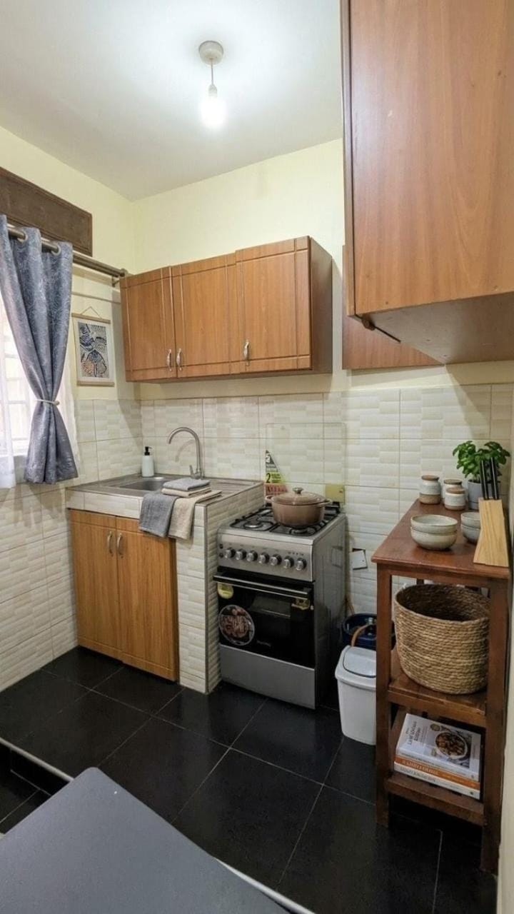 Kitchen or kitchenette, kitchen