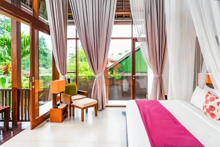 Great Pura View 3BR Luxury Villa Ubud Pool Villa in Ubud