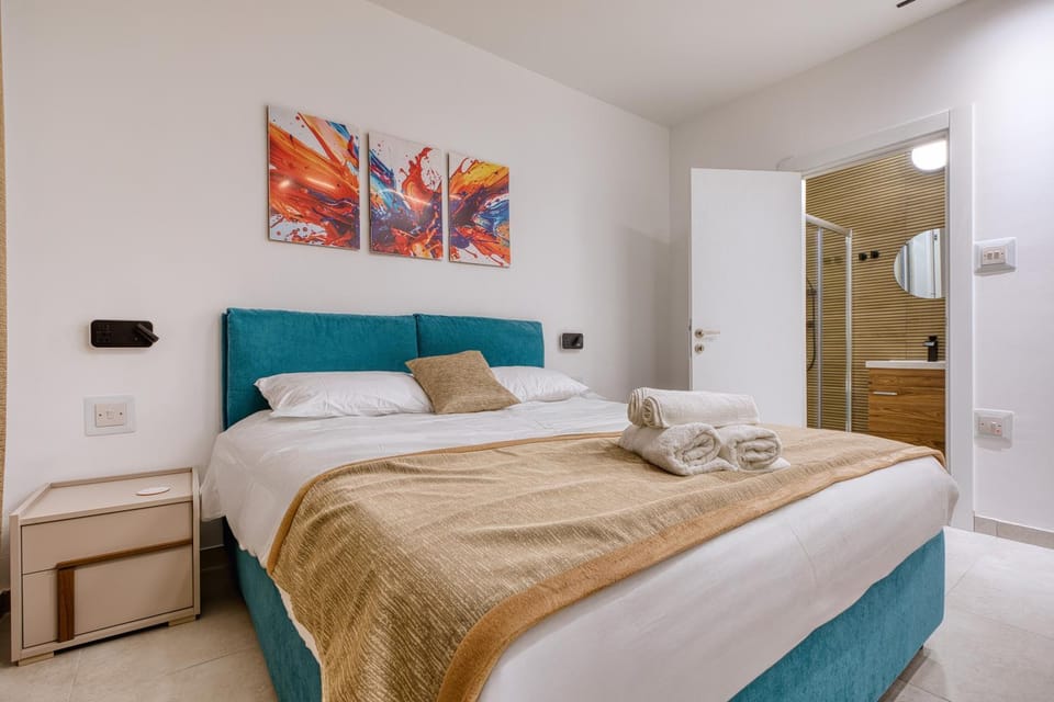 Central Sliema Haven Suites 6 Vacation rental in Sliema