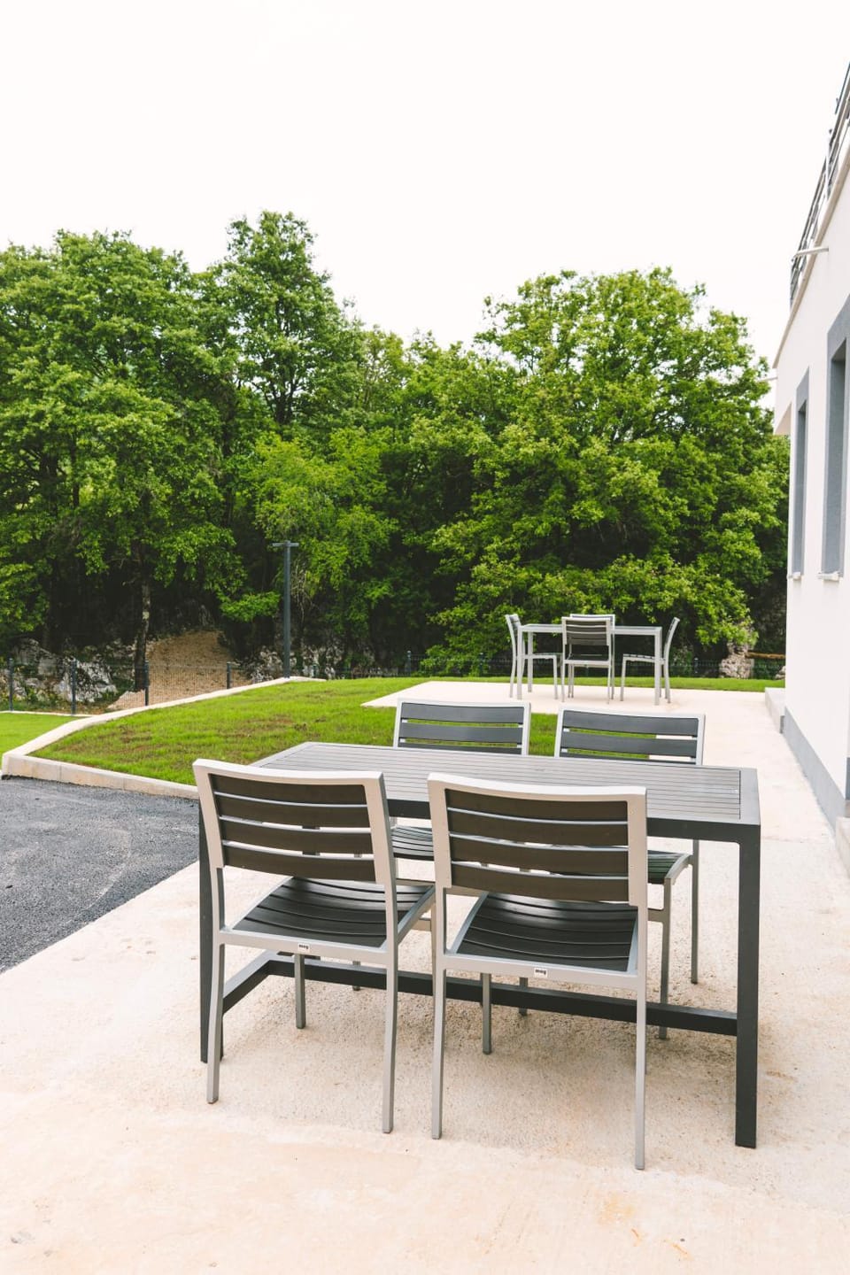 Spring, Day, Garden, Dining area, Garden view