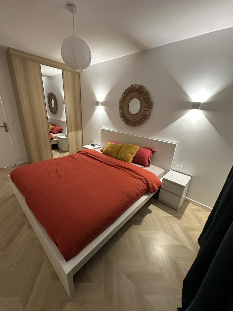 Bed, TV and multimedia, Photo of the whole room, Bedroom, wardrobe