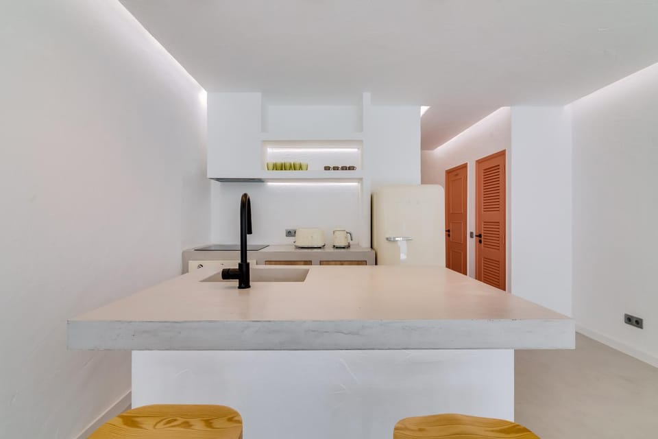 Villa V2 Vale do Lobo Beach&Golf House in Quarteira