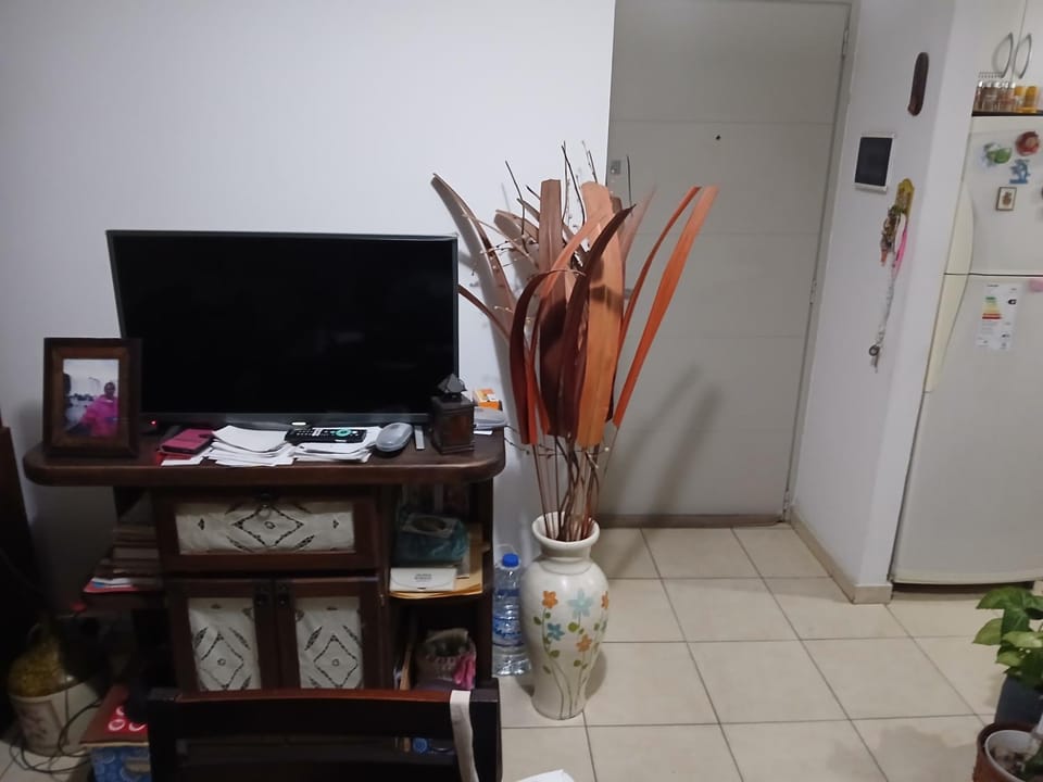 Dpto alberdi cba sobre avenida colon Apartment in Cordoba