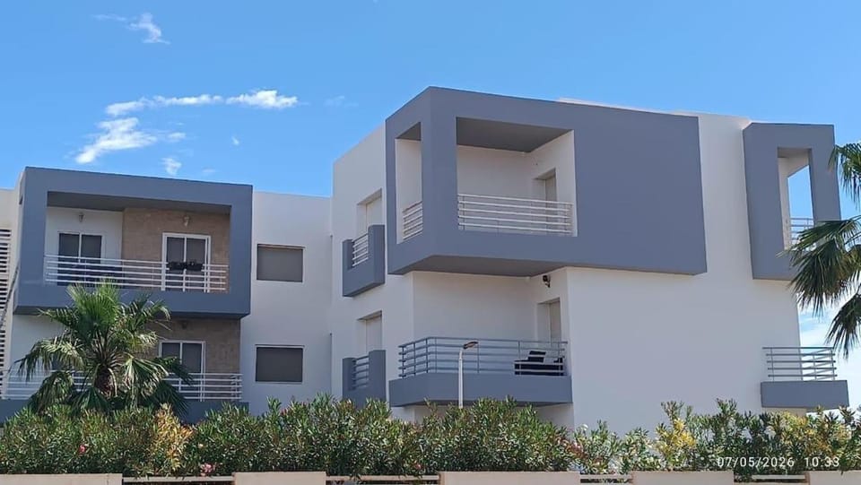 Appartement 6 personnes sécurisé vue piscine Apartment in Morocco