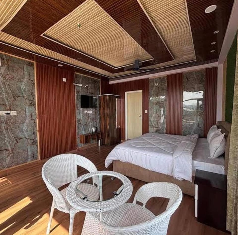 Noorani Homestay Bed and Breakfast in Himachal Pradesh