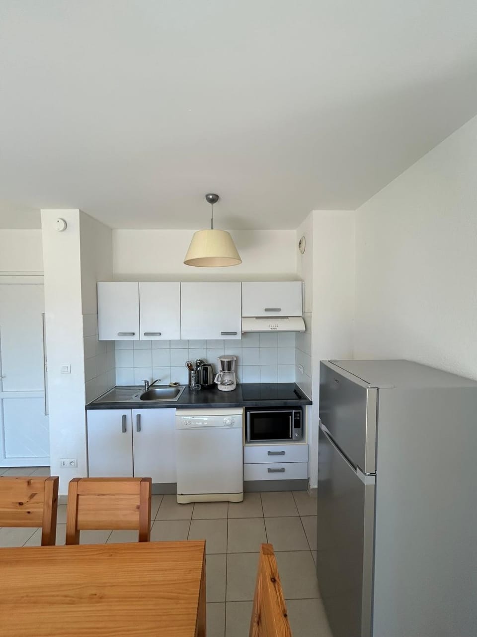 Appartement lumineux 2 chambres - plage et piscine Apartment in Poggio-Mezzana