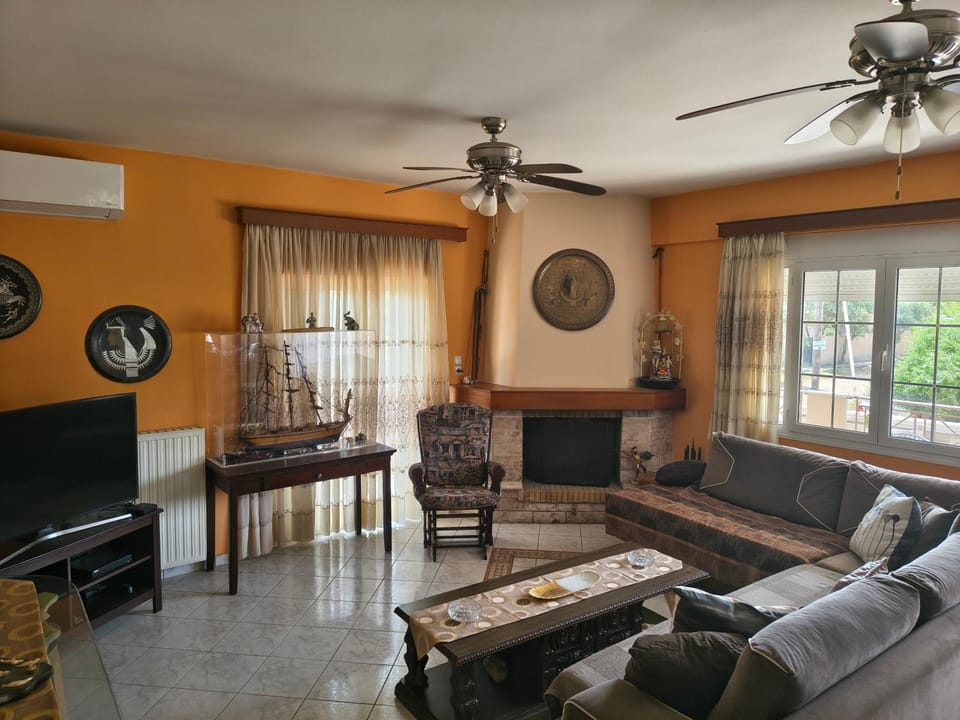 GK Tourism and Holiday homes Apartment in East Attica Regional Unit, Greece