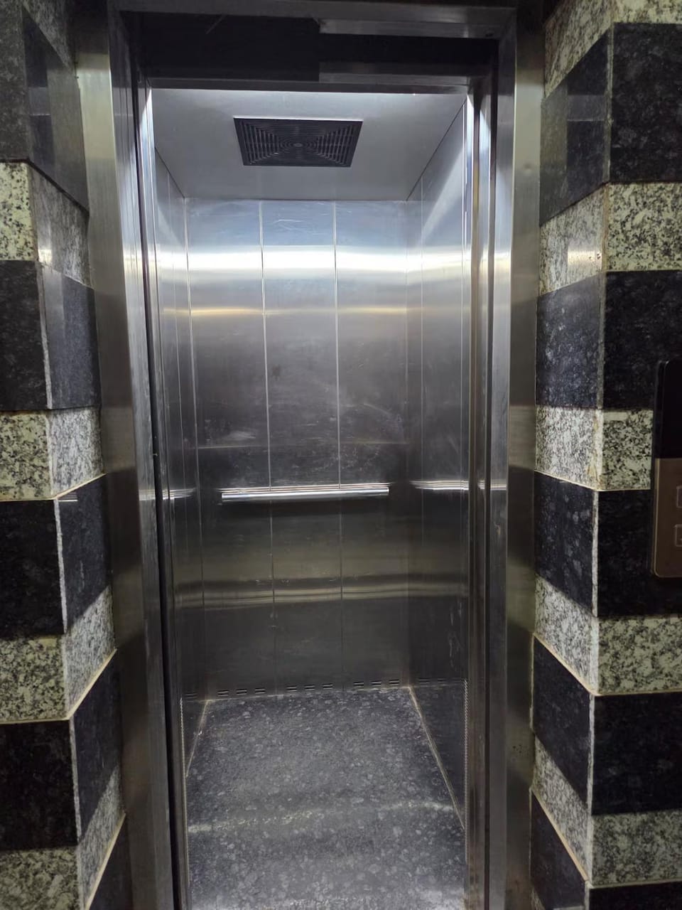 Grace residancy Apartment in Gurugram