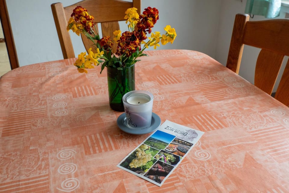 Food and drinks, Dining area