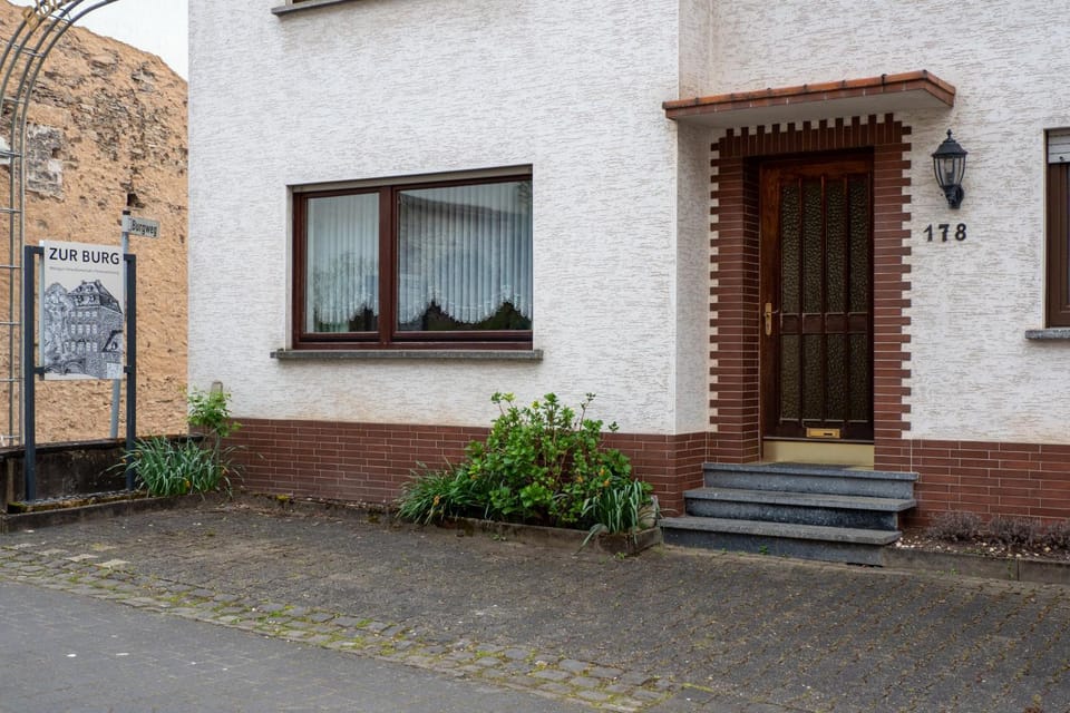 Property building, Facade/entrance, Street view