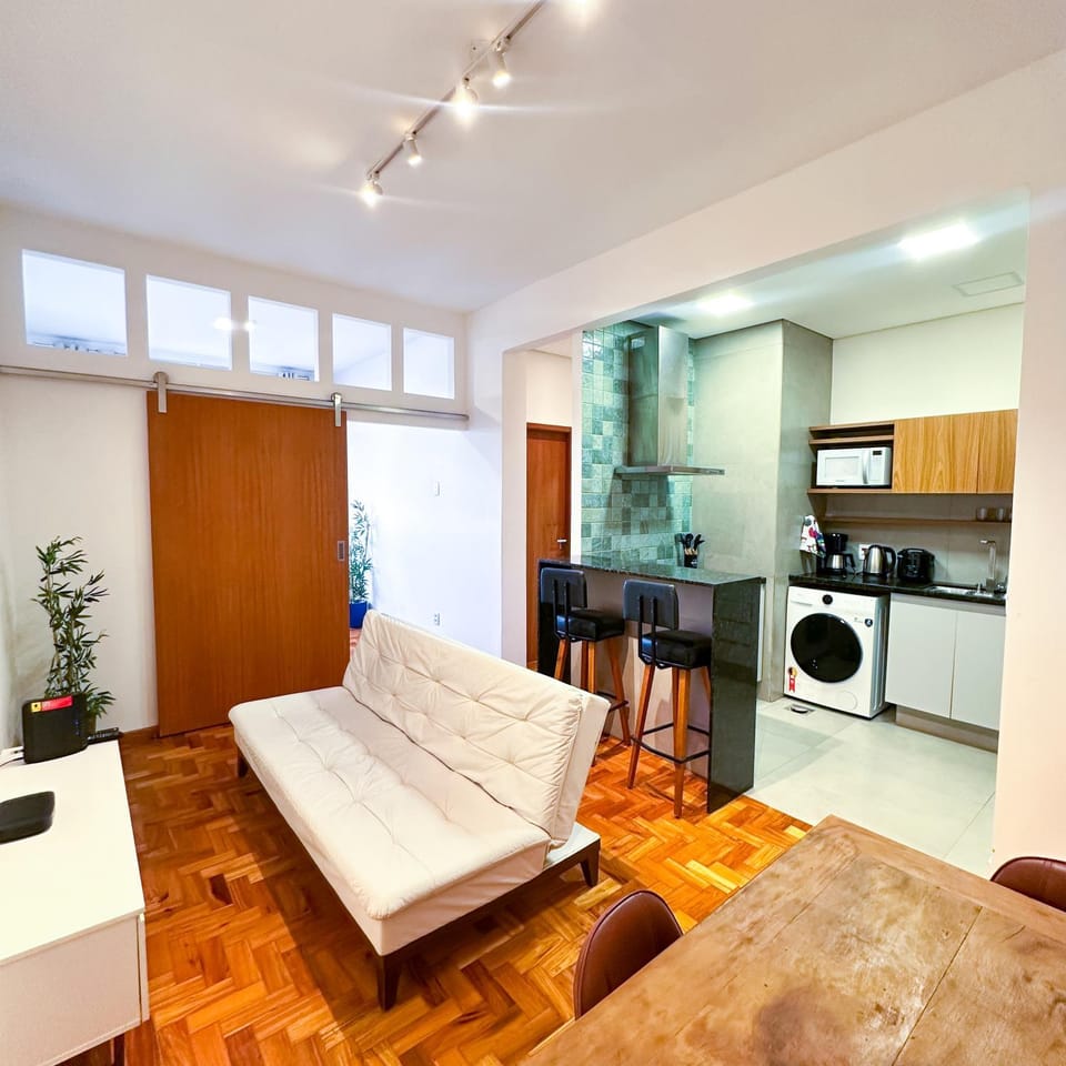 Kitchen or kitchenette, Living room, dryer