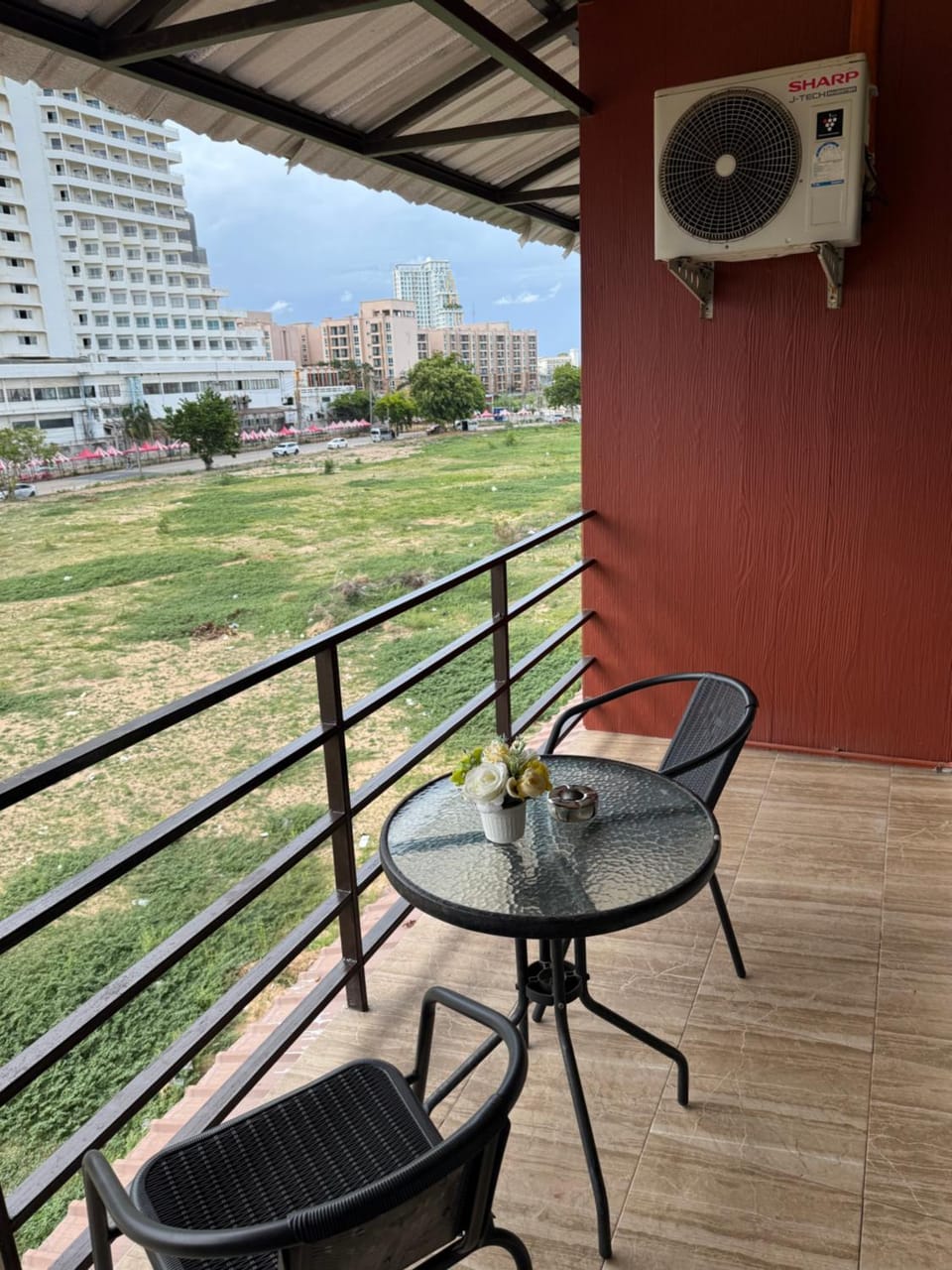 View (from property/room), Balcony/Terrace