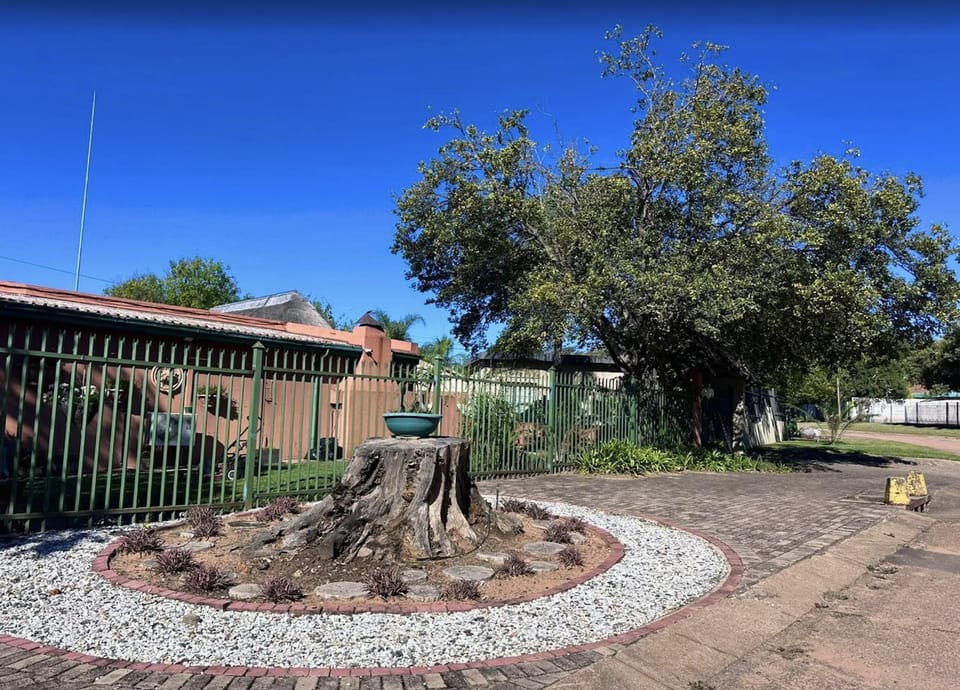 Anja Guesthouse Bed and Breakfast in South Africa