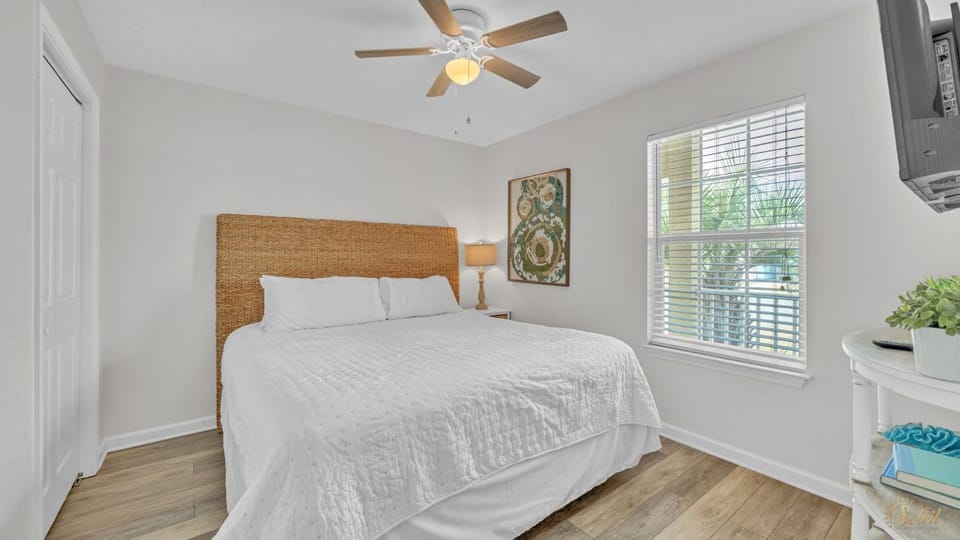 Cottage on Cabana Private Gated Neighborhood House in Panama City Beach