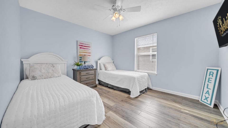 Cottage on Cabana Private Gated Neighborhood House in Panama City Beach