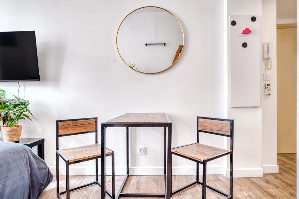 Studio design neuf Croisette à 10min & gare 7min Apartment in Cannes