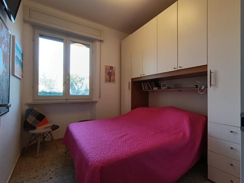 Bedroom, wardrobe