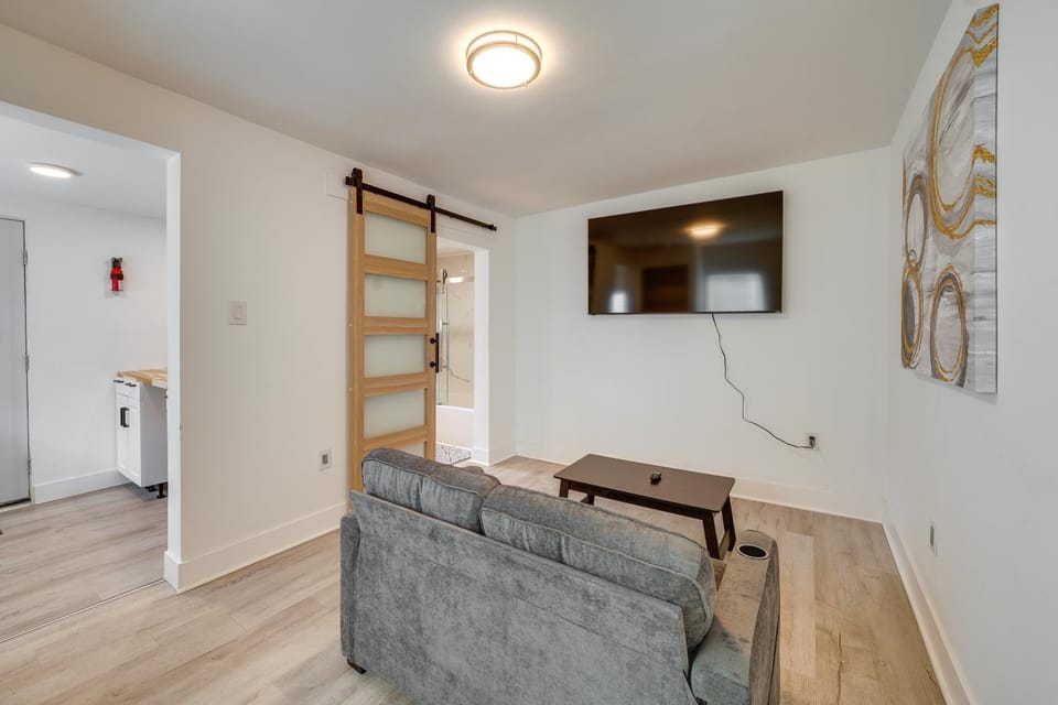 Walkable Hinton Getaway: Raft New River Gorge! Apartment in West Virginia