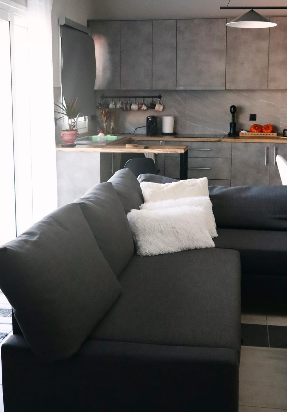 Mountain Aura - Stylish Escape Apartment in Euboea