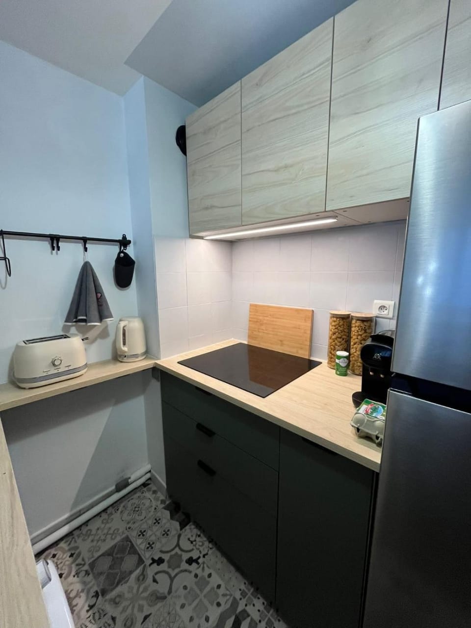 Coffee/tea facilities, toaster, kitchen