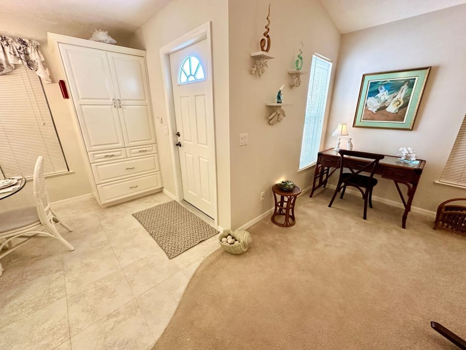 Porpoise Place 2 BR beach bungalow N1184 House in Hutchinson Island