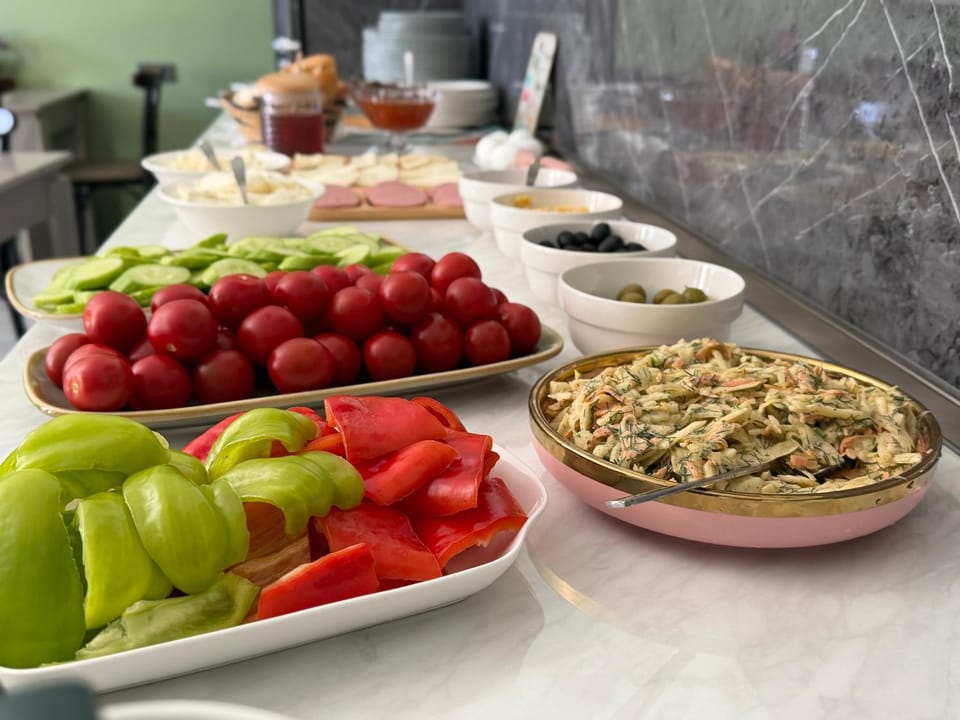 Food and drinks, Food, Buffet breakfast