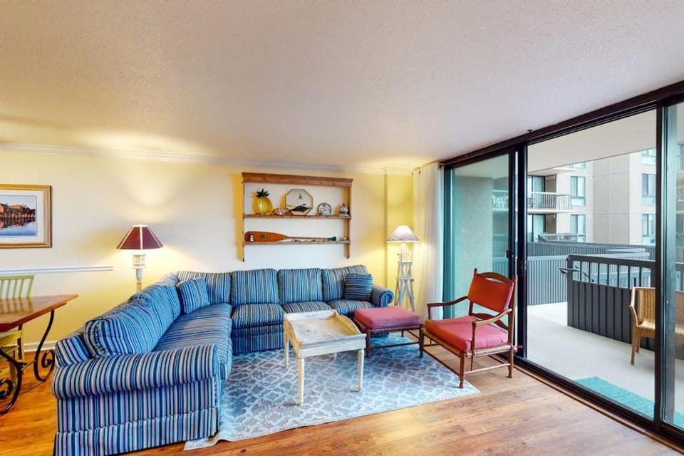 Sea Colony Ocean 1st floor condo with basketball court free WiFi & shared sauna House in Sussex County