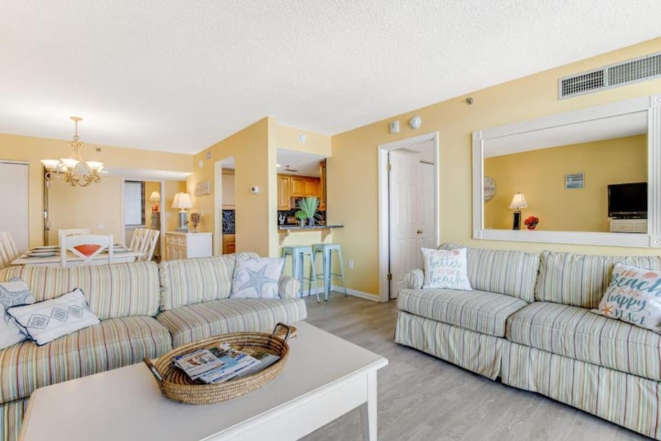 Sea Colony Ocean 5th floor condo with gym elevator & free WiFi House in Sussex County