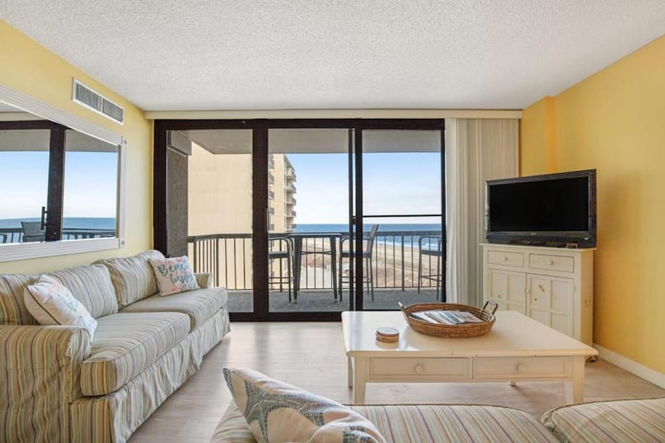 Sea Colony Ocean 5th floor condo with gym elevator & free WiFi House in Sussex County
