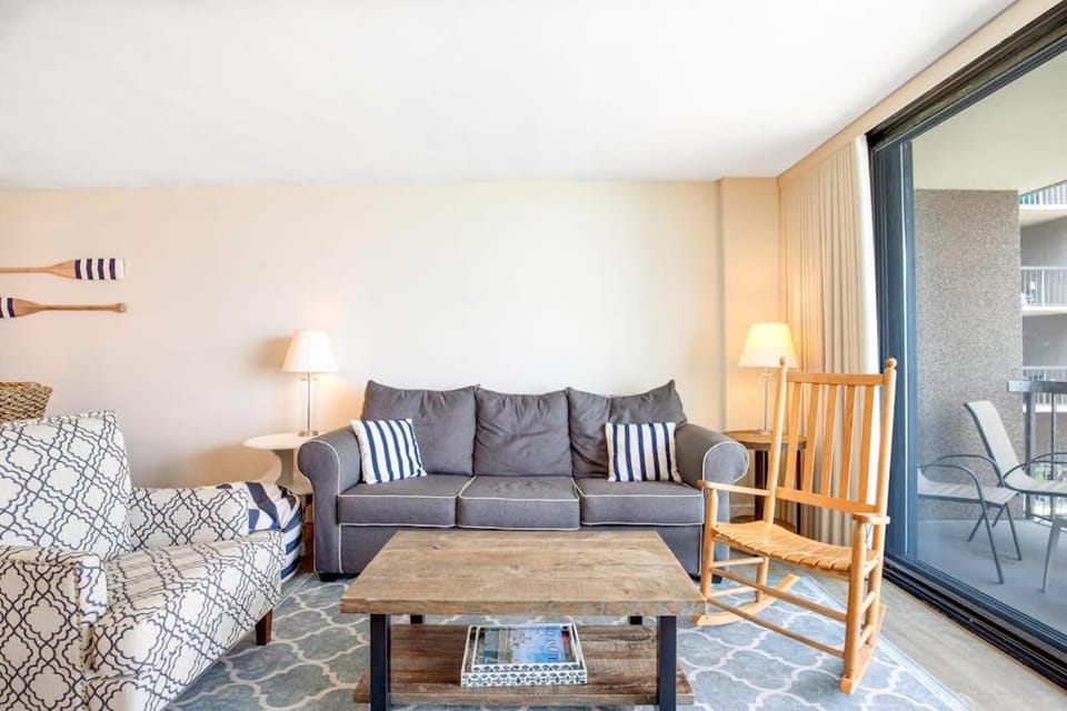 Sea Colony Ocean 5th floor condo with balcony shared sauna & tennis court House in Sussex County