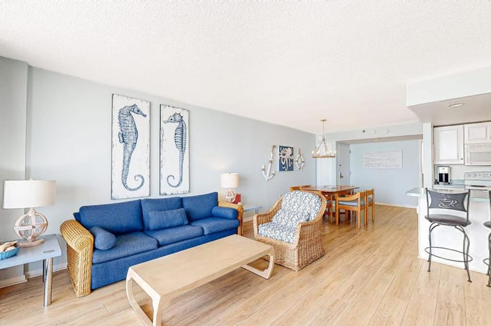 Sea Colony Ocean 6th floor condo with tennis court basketball court & balcony House in Sea Colony