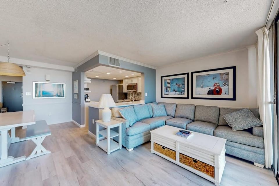 Sea Colony Ocean 2nd floor condo with elevator & gym near beach House in Sea Colony
