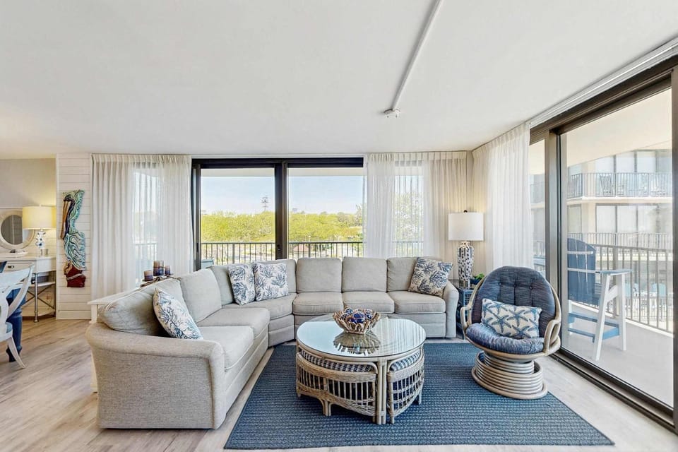 Sea Colony Ocean 2nd floor condo with elevator gym & free WiFi House in Sea Colony