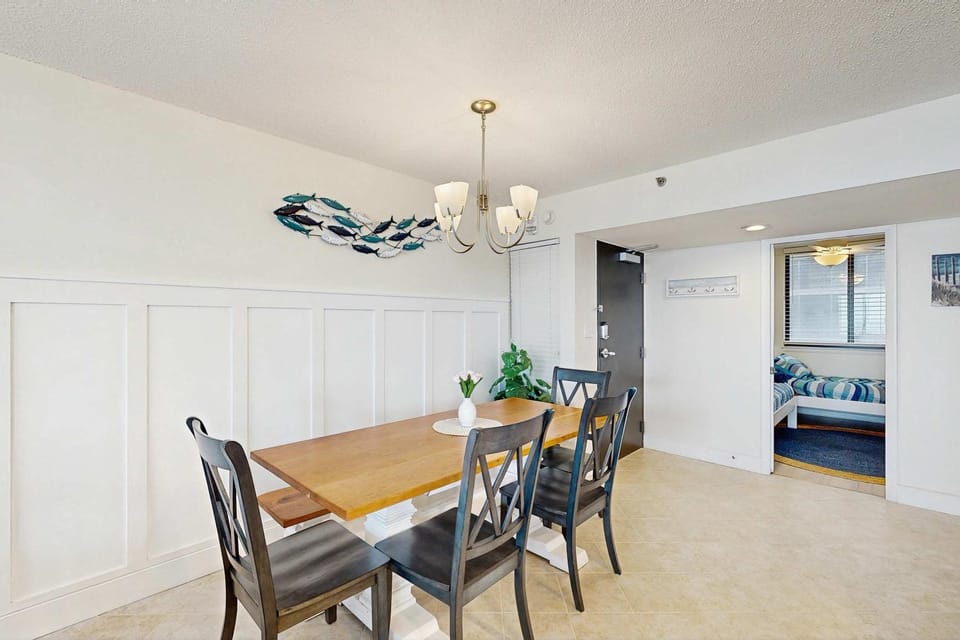Sea Colony Ocean 8th floor condo with gym tennis court & elevator House in Sussex County