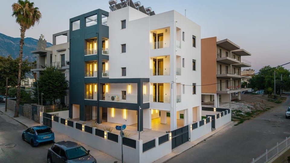 Elaura Luxury Residence PHAOS Apartment in Messenia