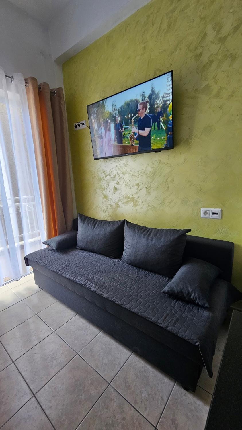 TV and multimedia, Seating area