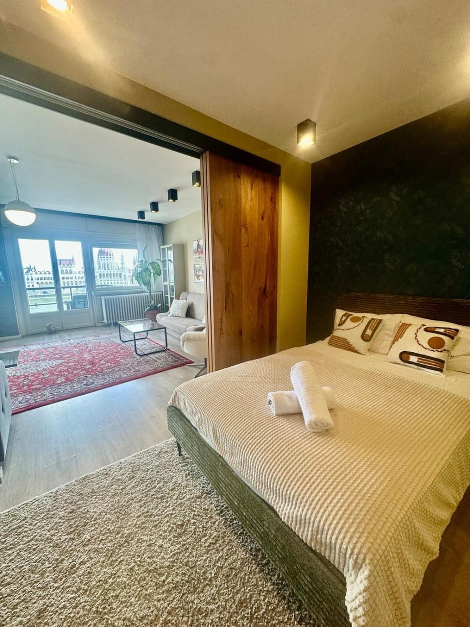 Parliament view cozy apartment with balcony Apartment in Budapest