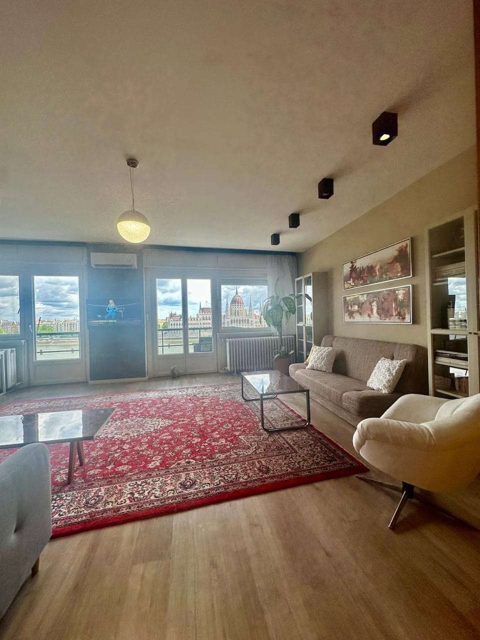 Parliament view cozy apartment with balcony Apartment in Budapest