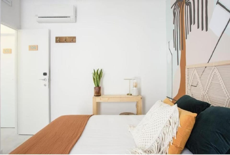 Bed, Bedroom