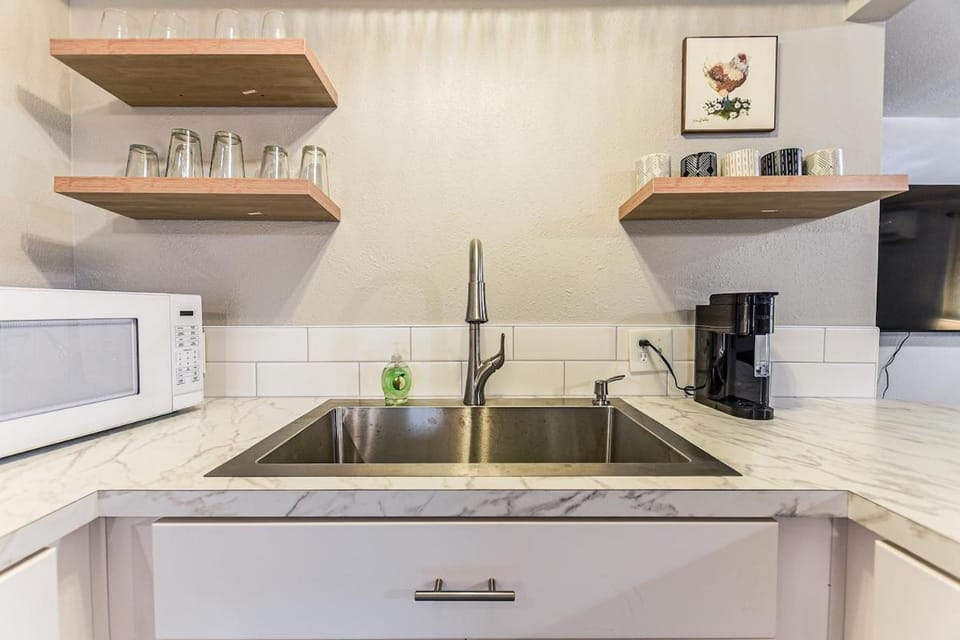 The Palouse Perch Apartment in Moscow