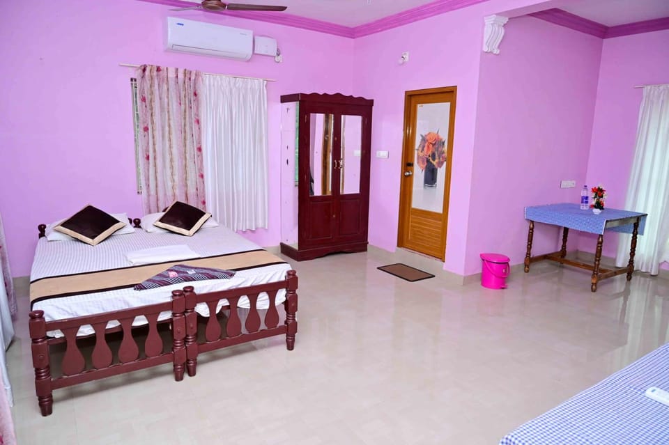 Harbour villa Villa in Thiruvananthapuram