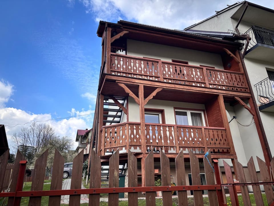 Property building, Balcony/Terrace