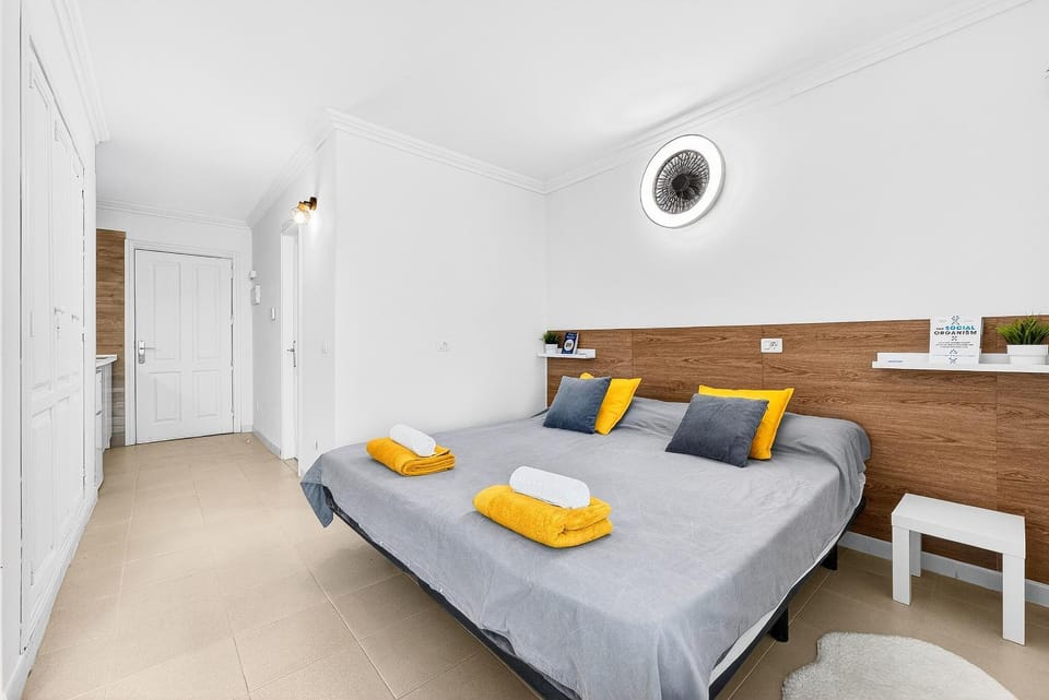 Bed, Photo of the whole room, Bedroom, towels, wardrobe
