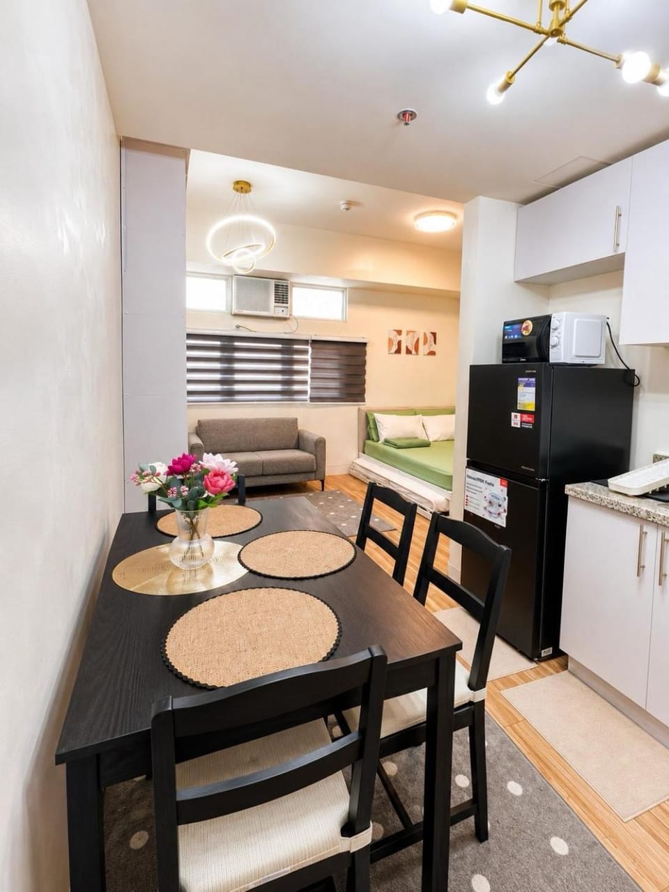 1428 Cozy Studio Hideaway Capsule hotel in Santa Rosa