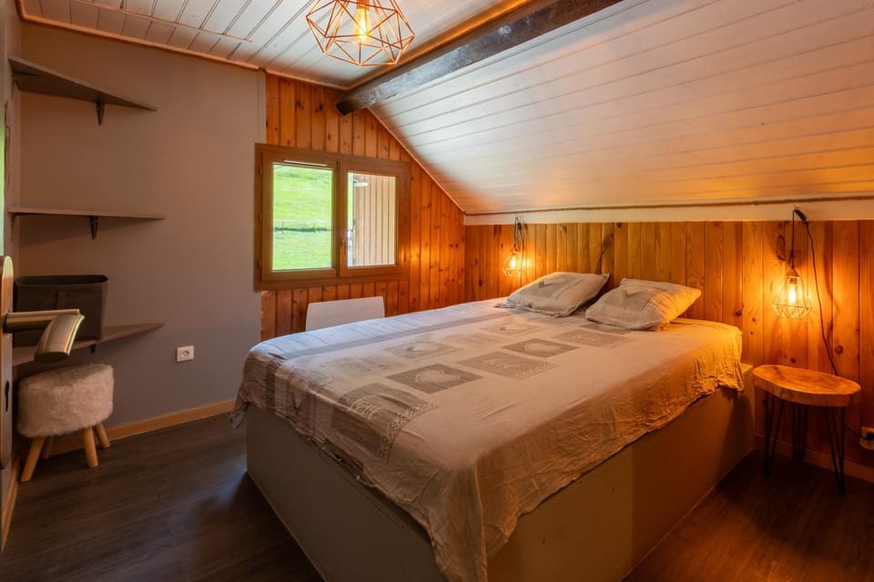 Grange des 2 Cols - Jacuzzi - Jardin House in Occitanie