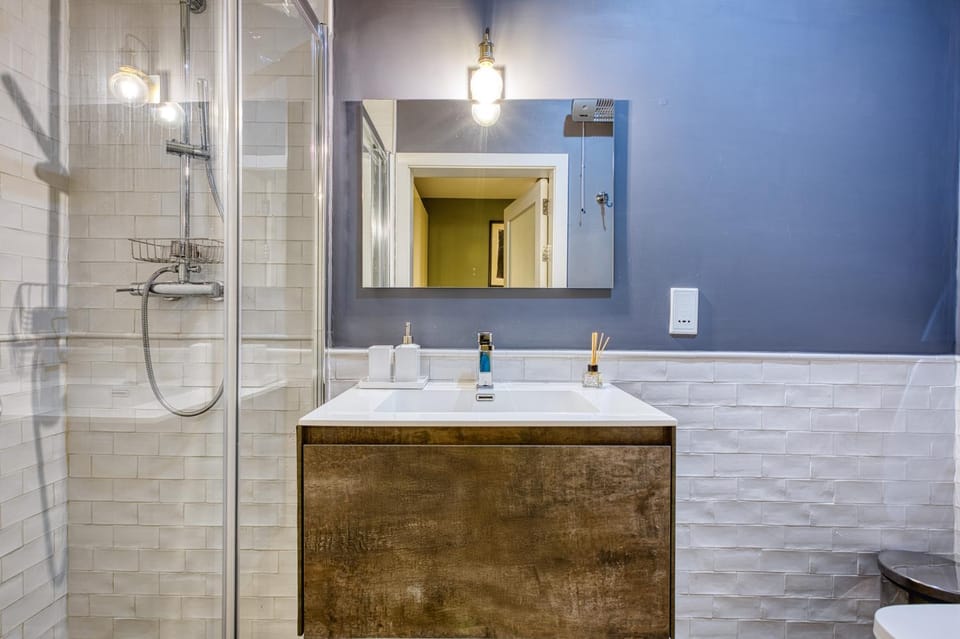 Chic 2 Bedroom in Balluta, St Julians by SF Homes Apartment in Sliema